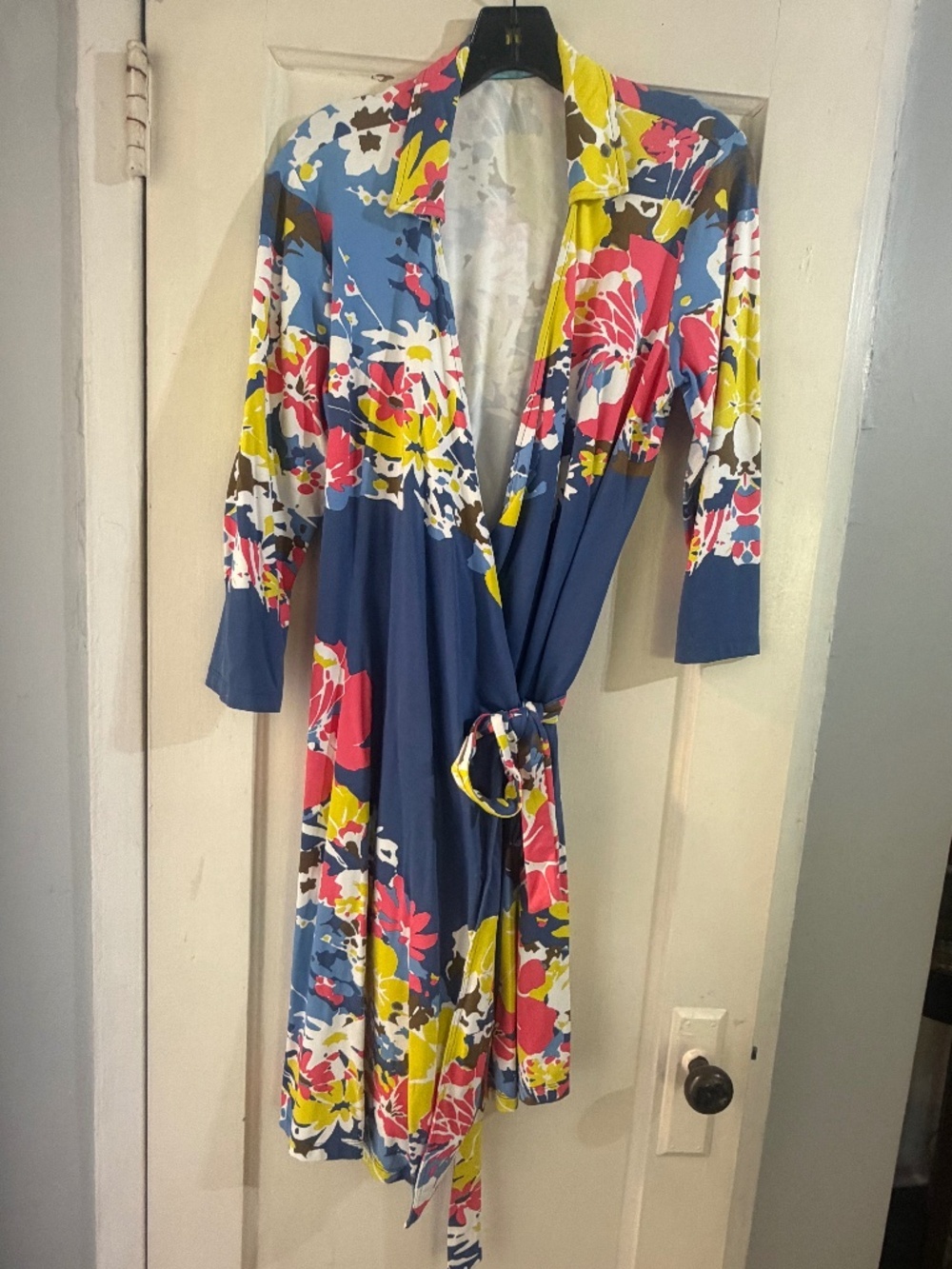 J. McLaughlin Catalina Cloth Wrap Dress M - Picture 2 of 6